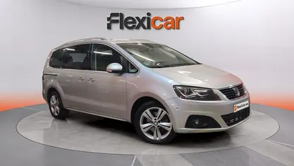 Usado Seat Alhambra XCELLENCE 150 CV (110 kW) 2022 Gris Monovolumen