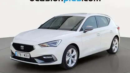 Usado Seat Leon FR 150 CV (110 kW) 2025 Blanco Utilitario