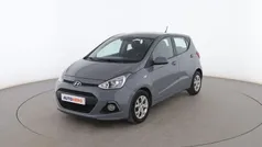 Gris Usado 2015 Hyundai i10 Utilitario | 7299 € (Precio justo)