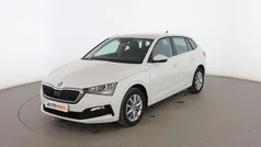 Blanco Usado 2021 Skoda Scala Ambition Utilitario | 16.499 € (Precio justo)