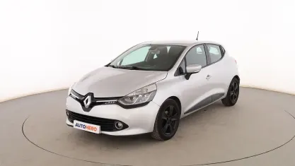 Usado Renault Clio Expression 90 CV (66 kW) 2015 Plata Utilitario