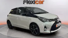 Gris Usado 2016 Toyota Yaris Hybrid Active Utilitario | 13.190 € (Precio justo)
