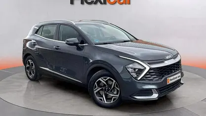 Usado Kia Sportage 136 CV (100 kW) 2023 Negro SUV