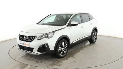 Usado Peugeot 3008 Allure 130 CV (95 kW) 2019 Blanco SUV