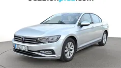 Gris plata Usado 2021 VW Passat Business Berlina | 18.173 € (Buen precio)