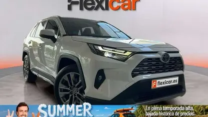 Usado Toyota RAV4 Hybrid Luxury 222 CV (163 kW) 2023 Blanco SUV
