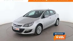 Usado 2015 Opel Astra Selective Utilitario | 8399 € (Precio justo)