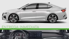 Blanco Nuevo 2025 Skoda Octavia RS | 42.249 € (Precio justo)