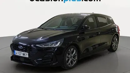 Usado Ford Focus ST-Line 125 CV (91 kW) 2023 Negro Utilitario