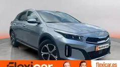 Gris / plata Usado 2023 Kia XCeed SUV | 24.690 € (Precio justo)