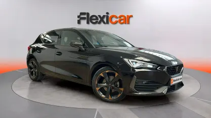 Usado Cupra Leon 150 CV (110 kW) 2023 Negro Berlina