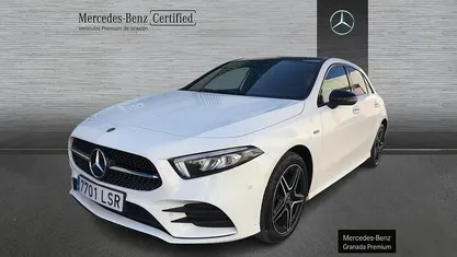 Blanco Usado 2021 Mercedes 250 AMG line Berlina | 32.500 € (Precio justo)