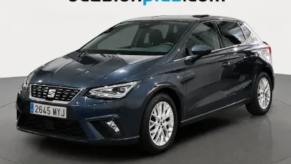 Usado Seat Ibiza XCELLENCE 116 CV (85 kW) 2025 Gris Utilitario