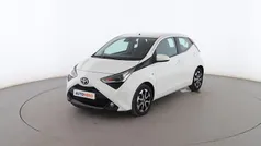 Blanco Usado 2019 Toyota Aygo X-play Utilitario | 14.099 € (Precio justo)