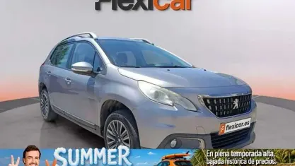 Usado Peugeot 2008 GT-line 110 CV (80 kW) 2016 Gris SUV