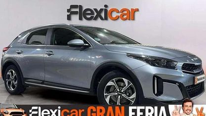 Usado Kia XCeed 120 HP (88 kW) 2023 Cinzento SUV