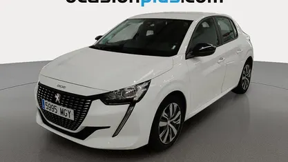 Blanco Usado 2023 Peugeot 208 Active Utilitario | 10.319 € (Buen precio)