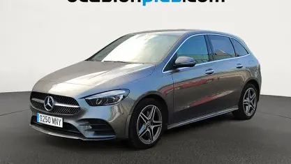 Usado Mercedes B250e AMG 218 CV (160 kW) 2024 Gris Monovolumen