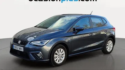 Usado Seat Ibiza Style 80 CV (58 kW) 2024 Gris Utilitario