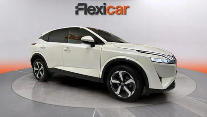 Gebraucht Nissan Qashqai 158 PS (116 kW) 2022 Weiß SUV