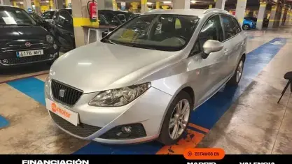 Usado Seat Ibiza Reference 85 CV (62 kW) 2011 Gris