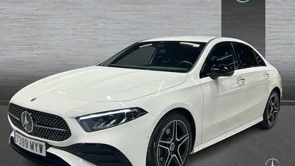 Usado Mercedes A180 116 CV (85 kW) 2025 Blanco polar Berlina
