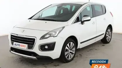 Usado Peugeot 3008 Style 130 CV (95 kW) 2015 Blanco Familiar