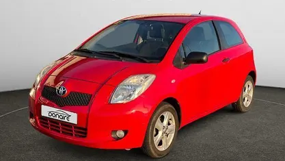 Rojo Usado 2008 Toyota Yaris Sol Berlina | 5990 € (Precio justo)