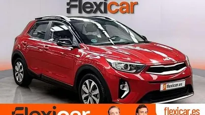 Usado Kia Stonic 84 CV (61 kW) 2023 Rojo SUV