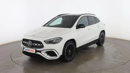 Usado Mercedes GLA200 AMG line 177 CV (130 kW) 2023 SUV