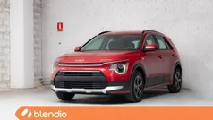 Rojo Nuevo 2025 Kia Niro SUV | 27.600 € (Super precio)