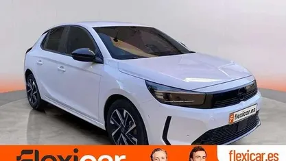 Blanco Usado 2024 Opel Corsa Edition Utilitario | 12.790 € (Precio justo)