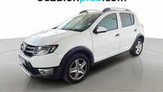 Blanco Usado 2015 Dacia Sandero Stepway SUV | 8990 € (Precio justo)