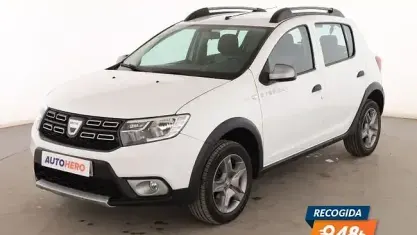 Usado Dacia Sandero Essentiel 90 CV (66 kW) 2020 Blanco Berlina
