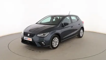 Usado Seat Ibiza Style 110 CV (80 kW) 2023 Gris Utilitario