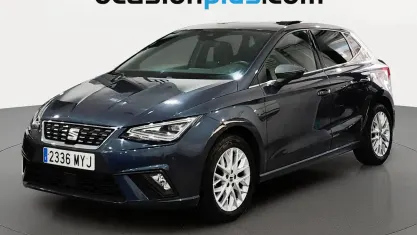 Usado Seat Ibiza XCELLENCE 116 CV (85 kW) 2025 Gris Utilitario
