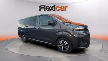 Usado Peugeot Traveller Business-Line 180 CV (132 kW) 2024 Gris Monovolumen