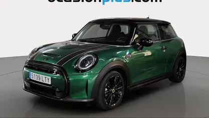 Usado Mini Cooper SE 135 kW (184 CV) 2021 Verde Utilitario