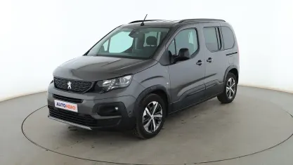 Usado Peugeot e-Rifter Allure 100 kW (136 CV) 2023 Gris Monovolumen