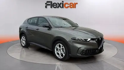Usado Alfa Romeo Tonale Sprint 131 CV (96 kW) 2023 Gris SUV