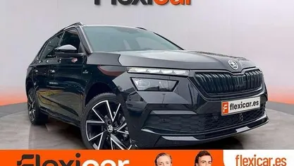Usado Skoda Kamiq Active 150 CV (110 kW) 2022 Negro SUV