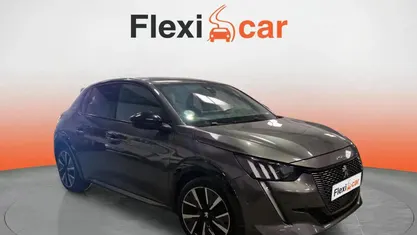 Usado Peugeot 208 GT 101 CV (74 kW) 2021 Gris Utilitario