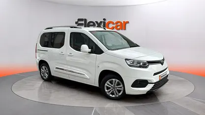 Usado Toyota Proace Verso Active 131 CV (96 kW) 2020 Blanco Familiar