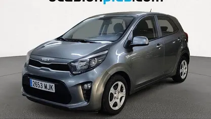 Usado Kia Picanto 67 CV (49 kW) 2023 Gris Utilitario
