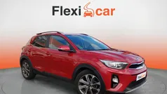 Rojo Usado 2019 Kia Stonic SUV | 14.990 € (Buen precio)