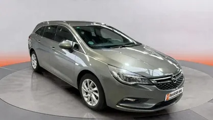 Usado Opel Astra Dynamic 151 CV (111 kW) 2019 Gris Berlina