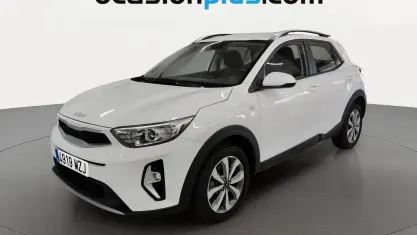 Usado Kia Stonic 101 CV (74 kW) 2025 Blanco SUV