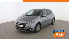 Gris Usado 2019 Peugeot 208 Signature Sky Utilitario | 9699 € (Buen precio)