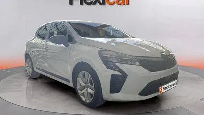 Usado 2024 Renault Clio V Equilibre Berlina | 13.290 € (Buen precio)