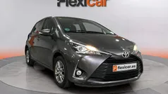 Gris Usado 2017 Toyota Yaris Active Berlina | 11.490 € (Precio justo)